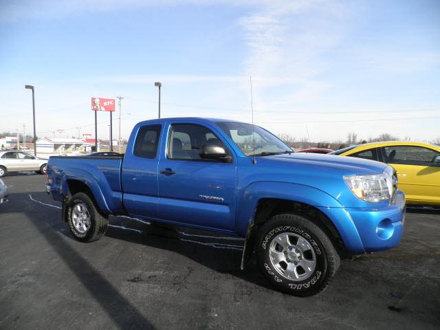 Toyota Tacoma SE W/dvd Pickup