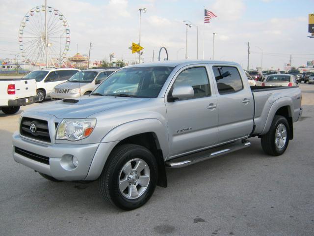 Toyota Tacoma 2006 photo 2