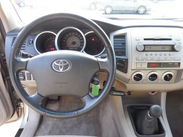 Toyota Tacoma 2006 photo 2