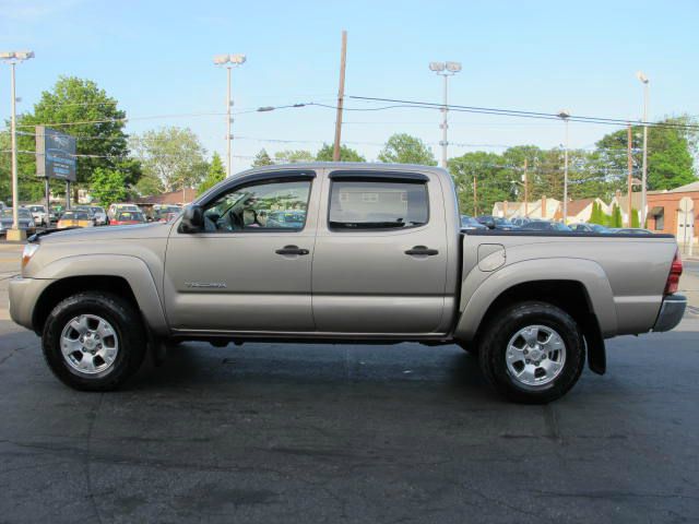 Toyota Tacoma 2006 photo 13