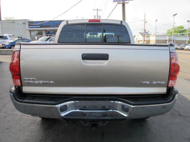 Toyota Tacoma 2006 photo 16