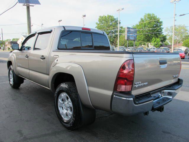 Toyota Tacoma 2006 photo 24