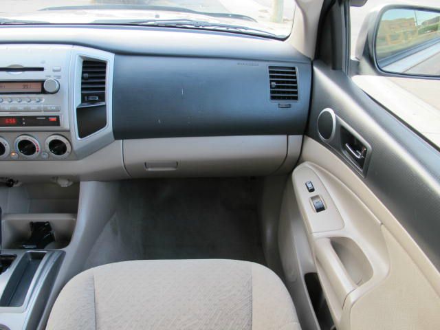 Toyota Tacoma 2006 photo 9