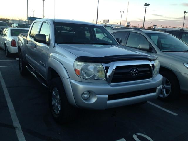 Toyota Tacoma 2006 photo 2