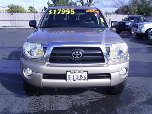 Toyota Tacoma 2006 photo 2