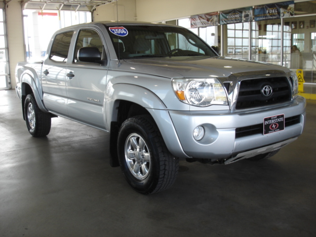 Toyota Tacoma XLT 2WD Unspecified