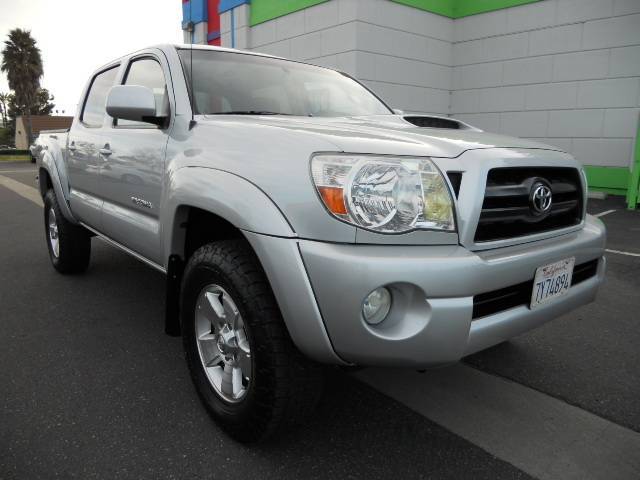 Toyota Tacoma 2006 photo 2