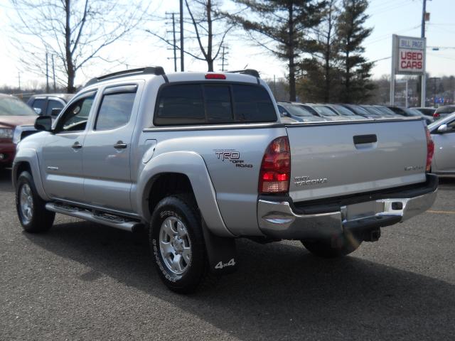 Toyota Tacoma 2006 photo 2