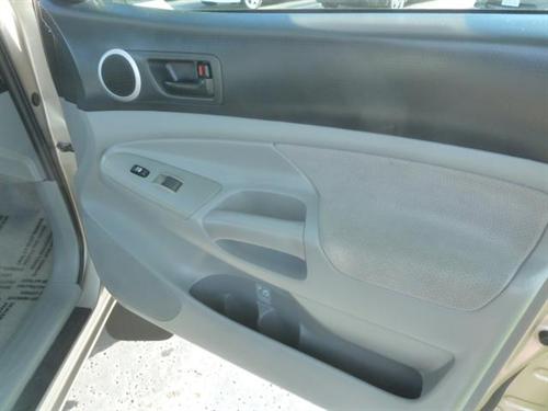 Toyota Tacoma 2006 photo 2