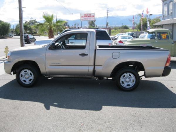 Toyota Tacoma Base Pickup