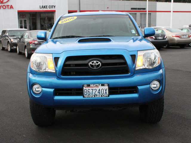 Toyota Tacoma 2006 photo 2