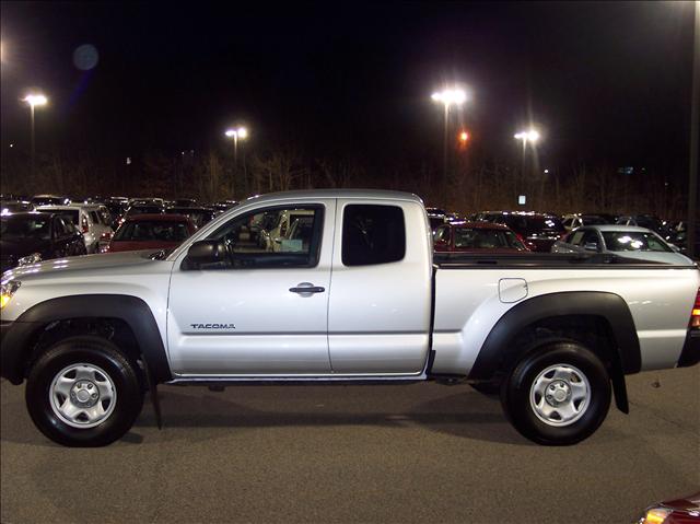Toyota Tacoma 2006 photo 2