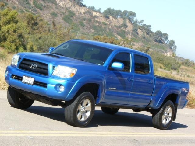 Toyota Tacoma C300 Luxury Pickup