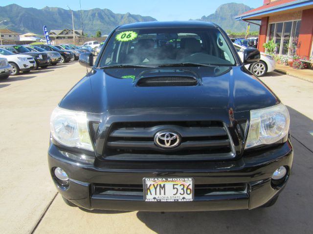 Toyota Tacoma Ext Cab - 4x4 LT At Brookv Pickup Truck