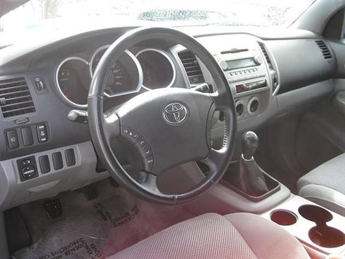Toyota Tacoma 2006 photo 2