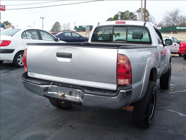 Toyota Tacoma 2006 photo 2