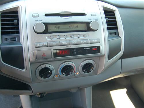 Toyota Tacoma 2006 photo 2