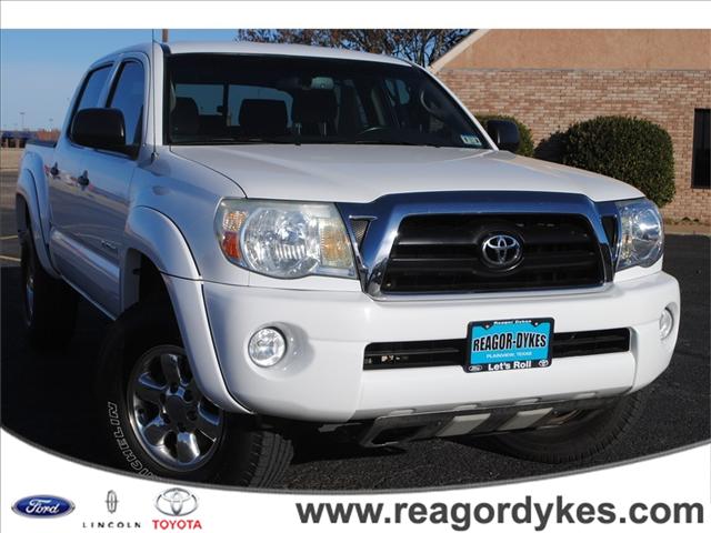 Toyota Tacoma Base Pickup