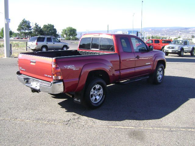 Toyota Tacoma 5. Pickup Truck