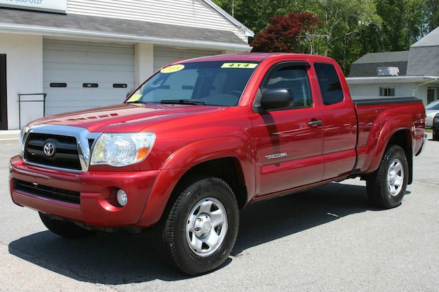 Toyota Tacoma 5. Pickup Truck