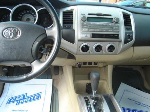 Toyota Tacoma 2009 photo 2