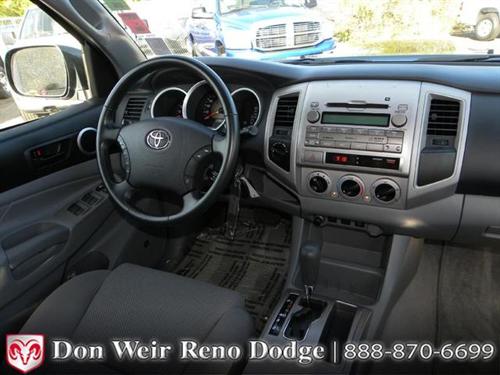 Toyota Tacoma 2009 photo 2