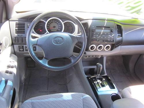 Toyota Tacoma 2009 photo 3