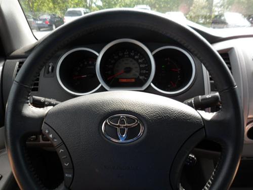 Toyota Tacoma 2009 photo 2