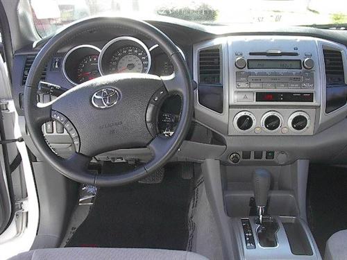 Toyota Tacoma 2009 photo 2