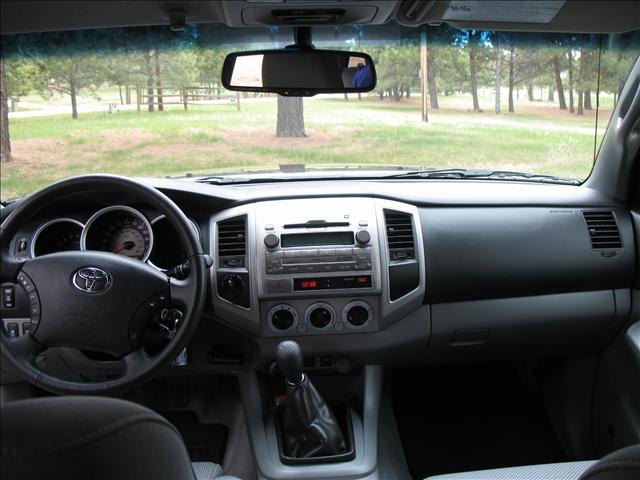 Toyota Tacoma 2010 photo 3