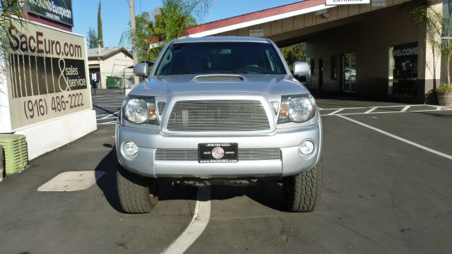 Toyota Tacoma 2010 photo 1