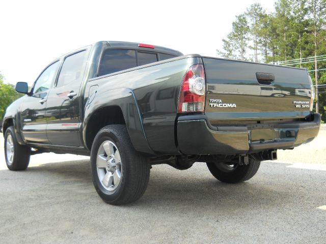 Toyota Tacoma 2010 photo 10