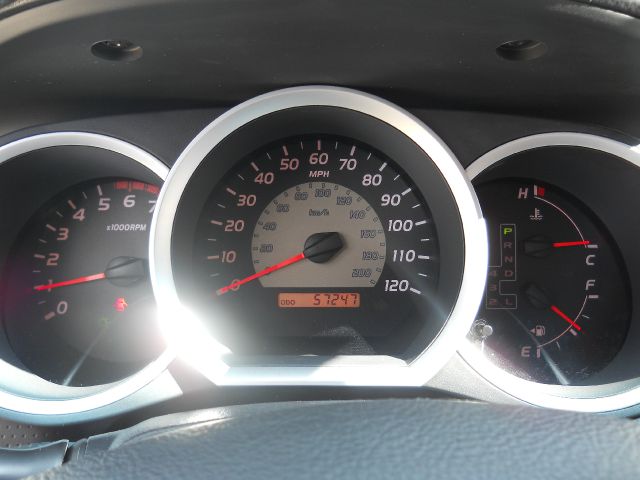 Toyota Tacoma 2010 photo 20