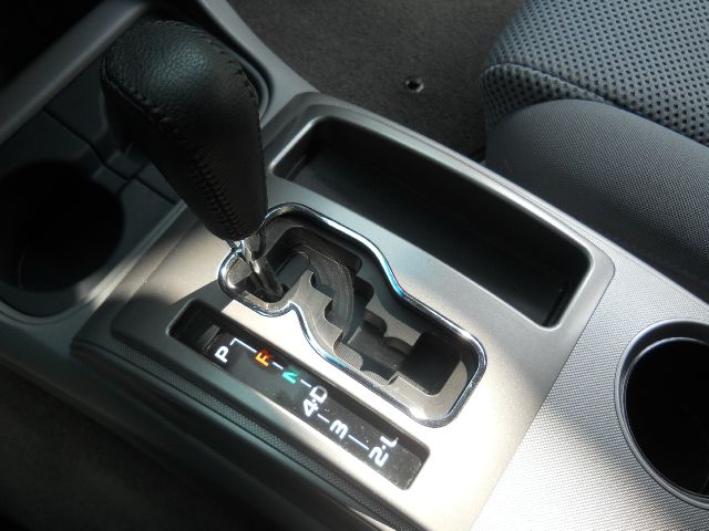 Toyota Tacoma 2010 photo 21