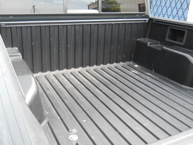 Toyota Tacoma 2010 photo 36