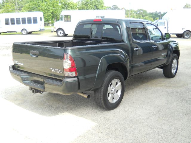 Toyota Tacoma 2010 photo 38