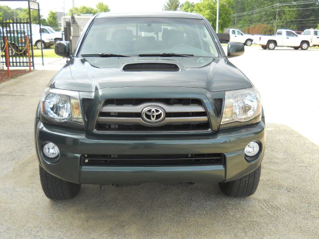 Toyota Tacoma 2010 photo 40