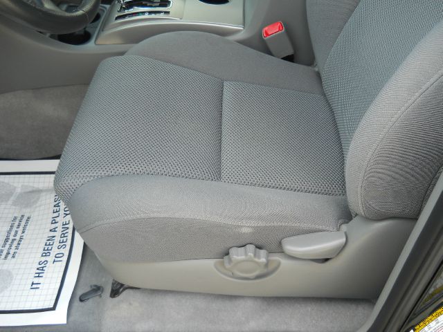 Toyota Tacoma 2010 photo 43