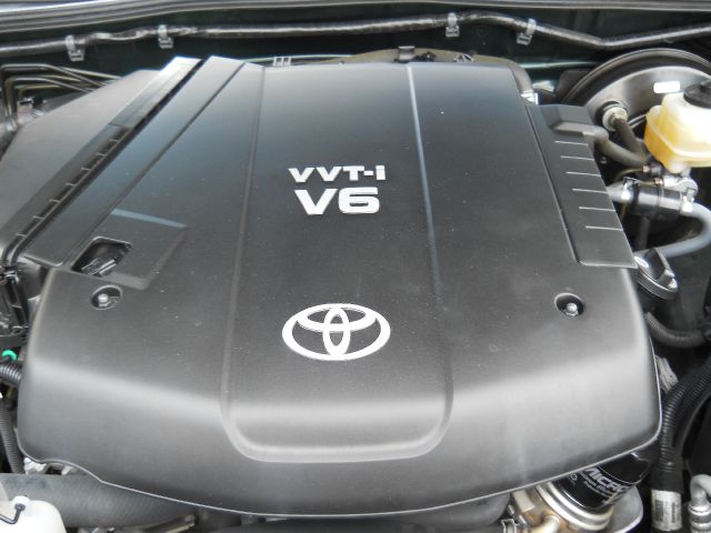 Toyota Tacoma 2010 photo 48
