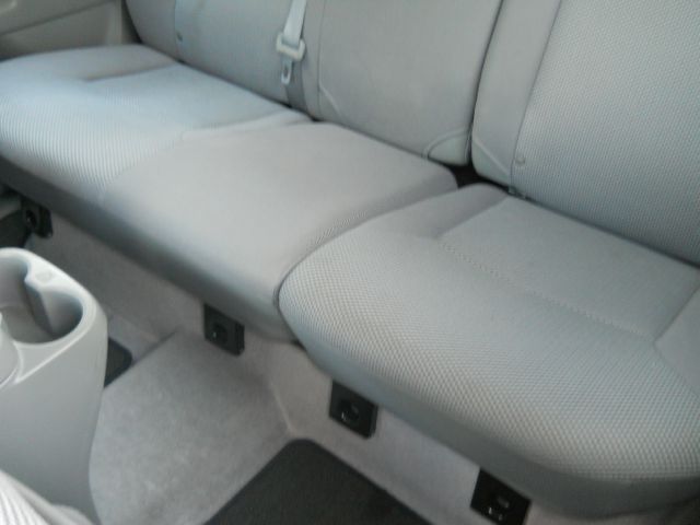 Toyota Tacoma 2010 photo 49