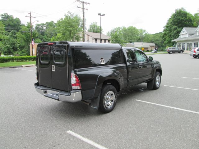 Toyota Tacoma 5. Pickup Truck