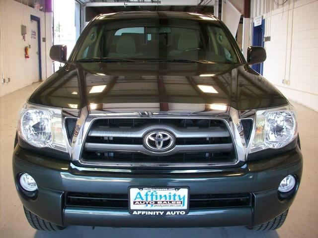 Toyota Tacoma 2010 photo 3