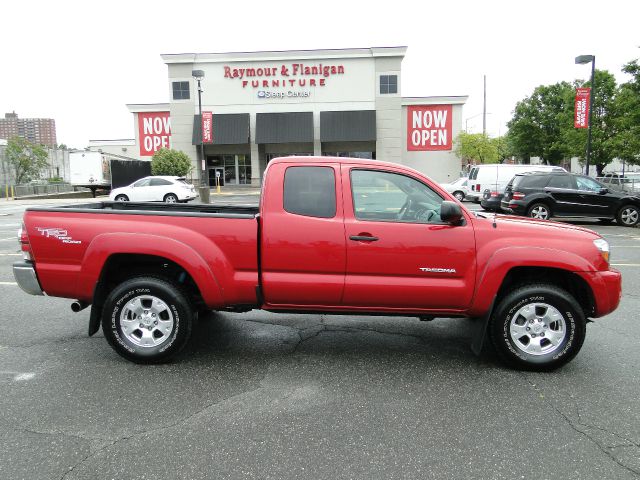 Toyota Tacoma 2010 photo 3
