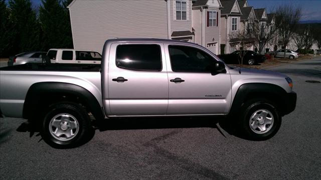 Toyota Tacoma 2010 photo 5
