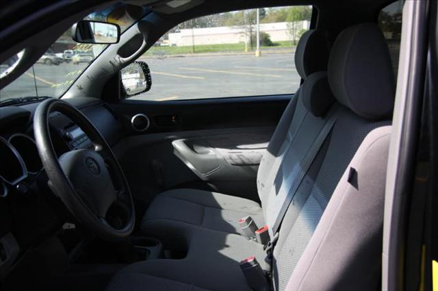 Toyota Tacoma 2010 photo 3