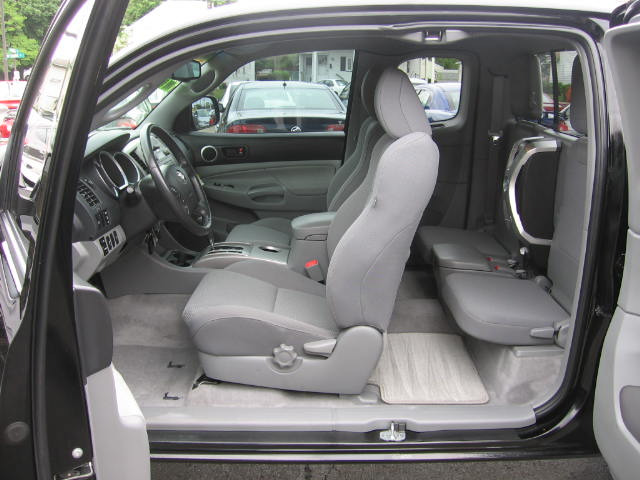 Toyota Tacoma 2011 photo 11