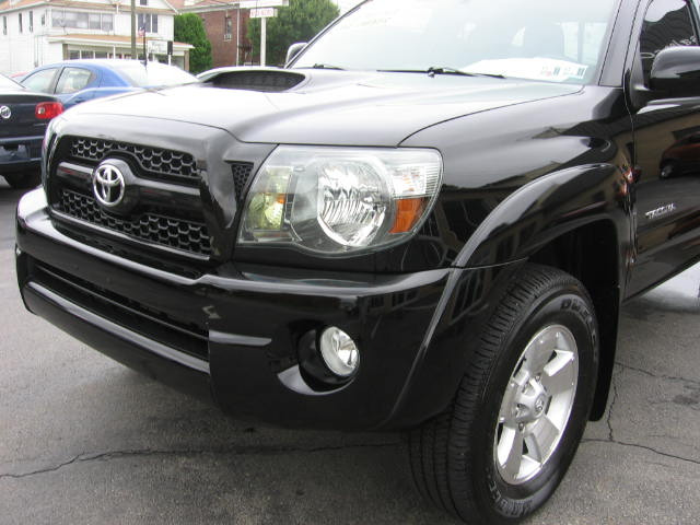 Toyota Tacoma 2011 photo 23