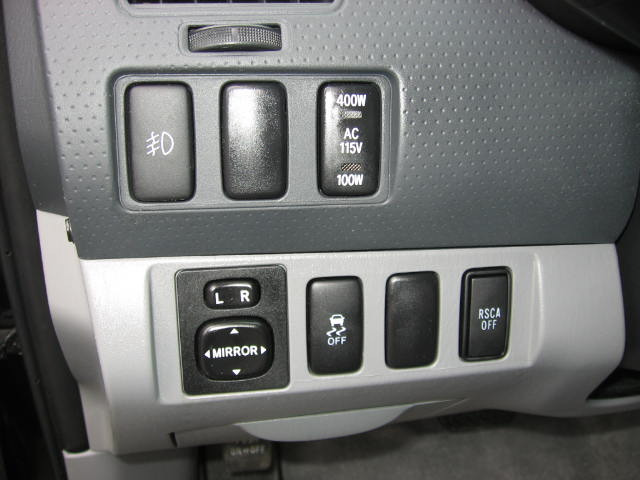 Toyota Tacoma 2011 photo 24