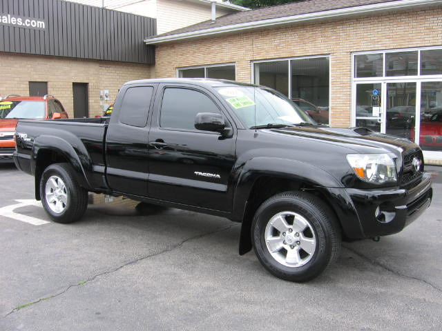 Toyota Tacoma 2011 photo 3