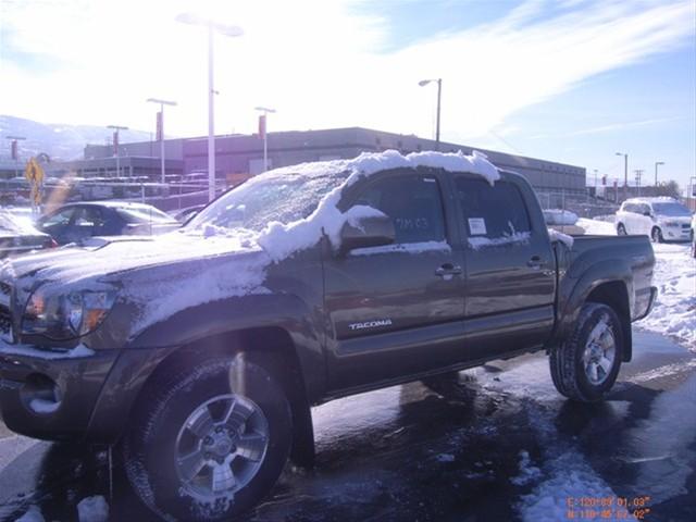 Toyota Tacoma 2011 photo 1